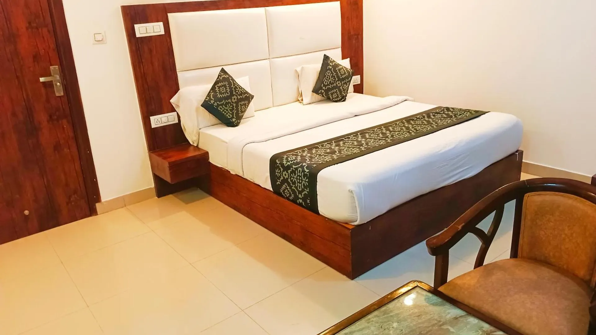 Hotel Ssd Tork Plaza Near Igi Airport Delhi New Delhi