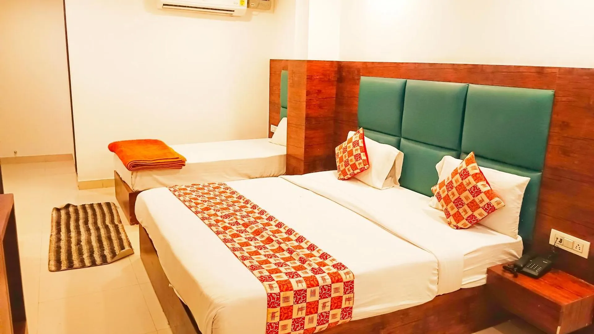 Hotel Ssd Tork Plaza Near Igi Airport Delhi New Delhi 4*,